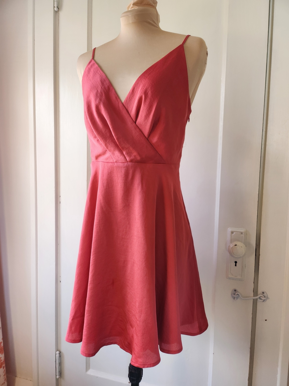 Express Surplice Fit & Flare Sz S Coral Pink Satin V-Neck Mini Dress
